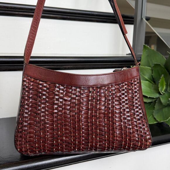 Etienne Aigner Genuine Leather Woven Shoulder handbag  Purse vintage vibe - Picture 4 of 13